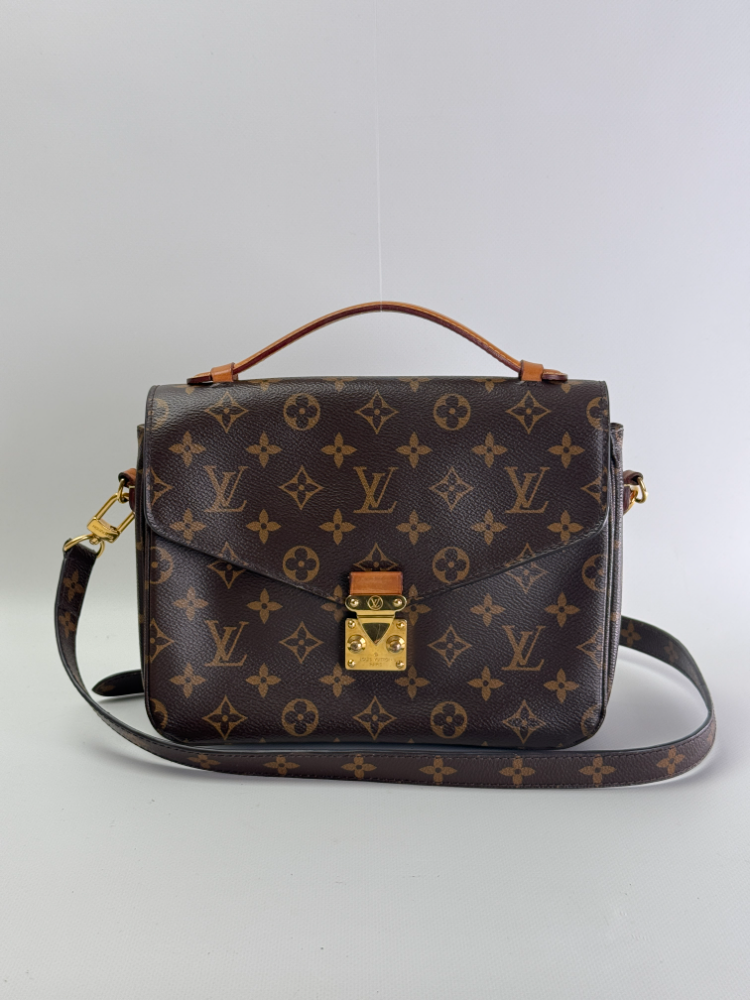 Louis Vuitton Pochette Métis