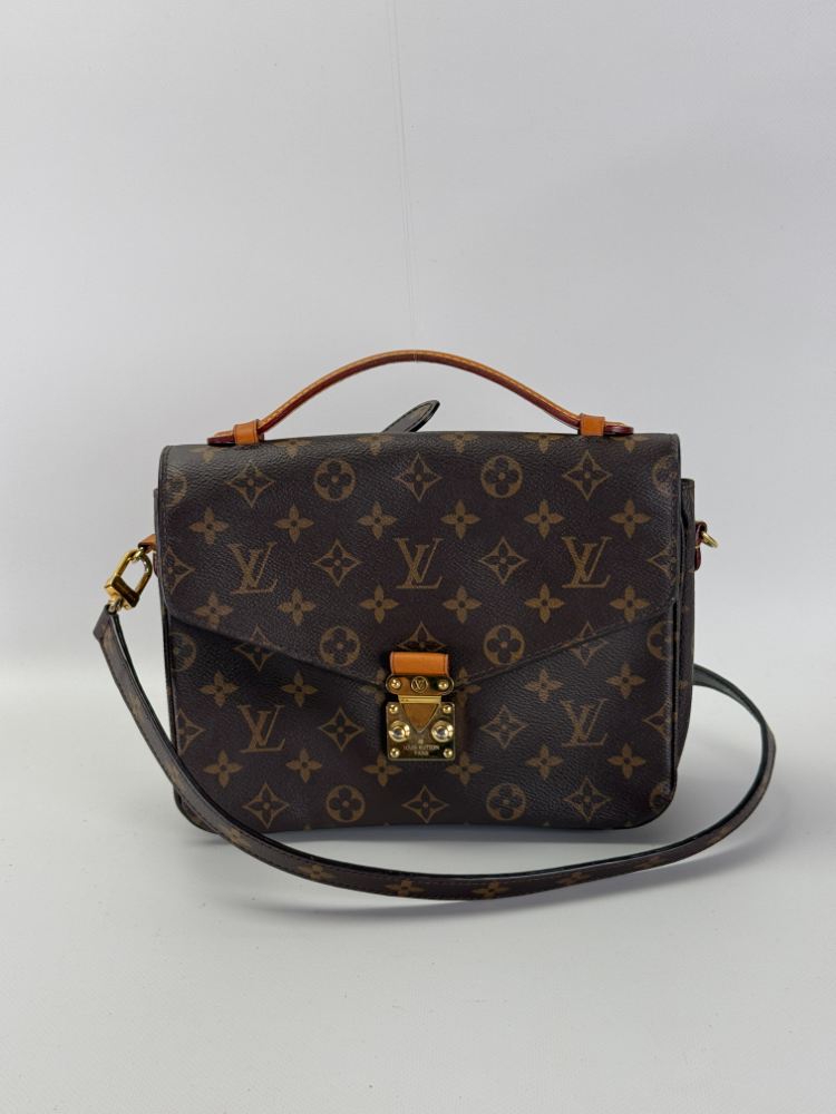 Louis Vuitton Pochette Métis