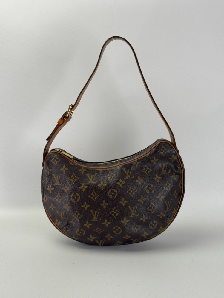 Louis Vuitton Croissant MM